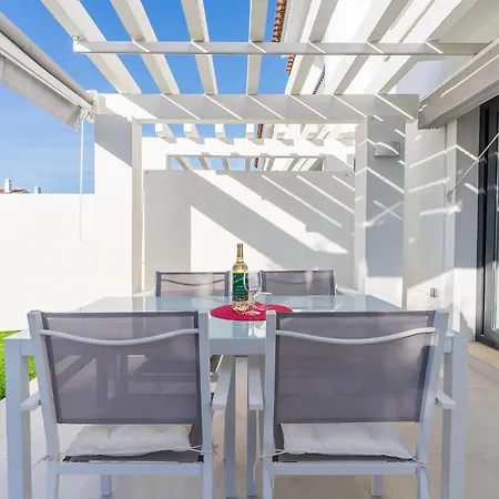 Holiday home Pareado Con Piscina En El Rompido